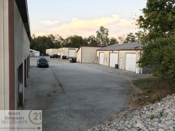 390 Steadmantown Ln, Frankfort, KY 40601